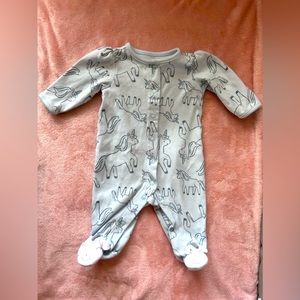 Baby girl sleeper and play wear
